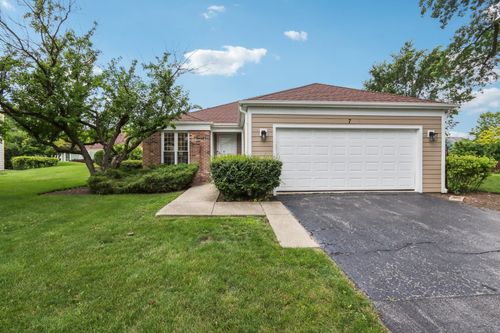 7 The Court Of Muirwood, Northbrook, IL, 60062-3229 | Card Image