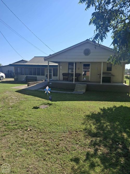 1409 Sw Broad St, Hoxie, AR, 72433-2416 | Card Image