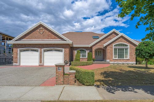 8514 Wildwood Pl, Surrey, BC, V4N5C5 | Card Image