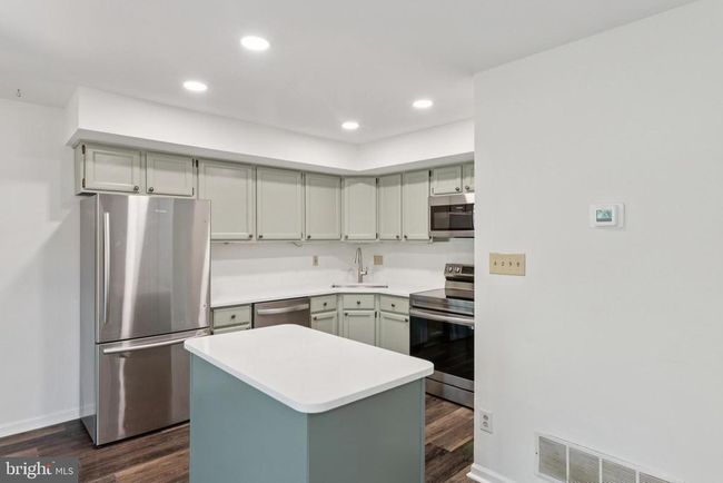 4705 - 4705 Fox Pointe Ct, Townhouse with 2 bedrooms, 3 bathrooms and null parking in GLEN MILLS PA | Image 12