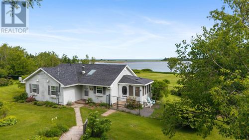39 Arrow Head Crescent, Waterside, NS, B0K1H0 | Card Image
