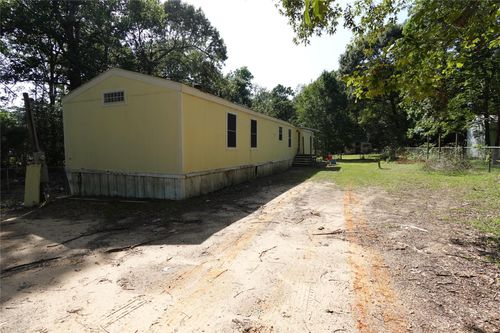 172 Walters St, Livingston, TX, 77351-3835 | Card Image