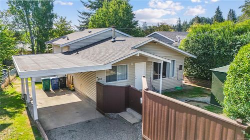 403 Harewood Rd, Nanaimo, BC, V9R2Z3 | Card Image