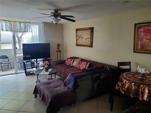apt-2236-10000 Nw 80th Ct, Hialeah Gardens, FL, 33016-2229 | Card Image