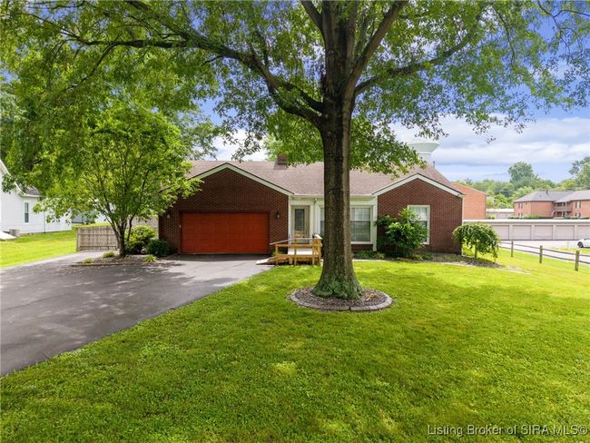 1407 Slate Run Rd, Home with 3 bedrooms, 3 bathrooms and null parking in New Albany IN | Image 5