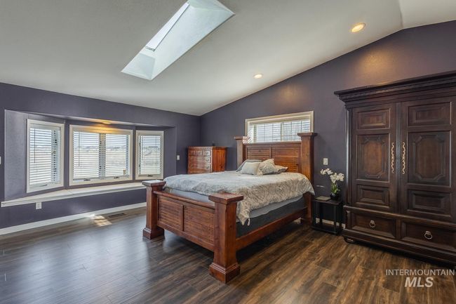 1300 N Big Tree Ln, House other with 4 bedrooms, 3 bathrooms and 4 parking in Kuna ID | Image 17