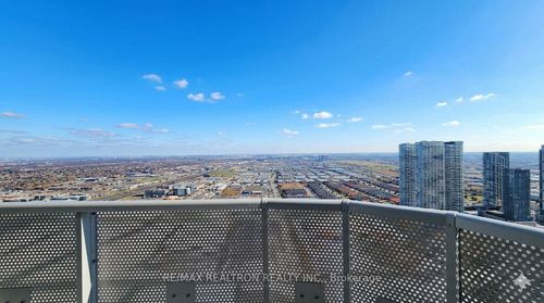 5905-8 Interchange Way, Vaughan, ON, L4K0R2 | Card Image