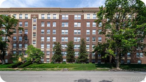 401-329 Belt Avenue, St Louis, MO, 63112 | Card Image