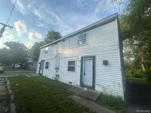 2335 Deerfield Ct, Westland, MI, 48186-4621 | Card Image