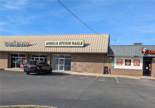15 W Lincoln Avenue, Charleston, IL, 61920 | Card Image