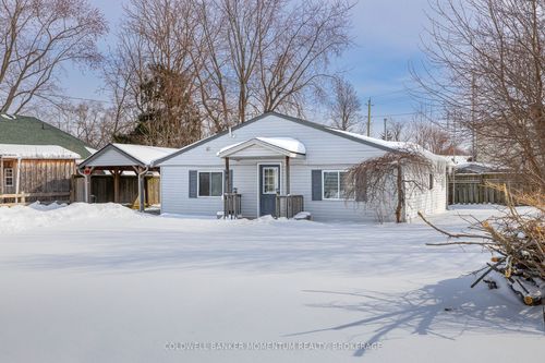 380 Washington Rd, Fort Erie, ON, L2A4K4 | Card Image