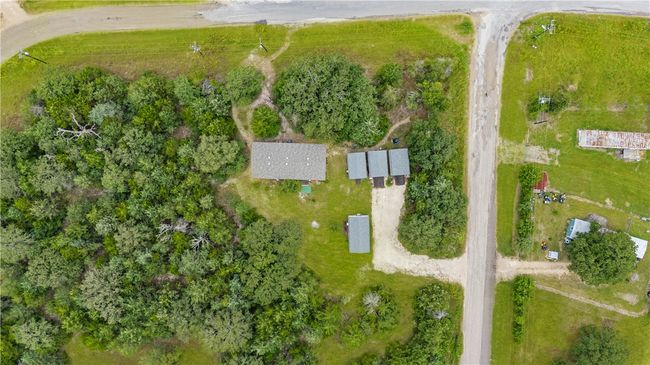 680 Mallard Dr, House other with 3 bedrooms, 2 bathrooms and null parking in Caldwell TX | Image 7