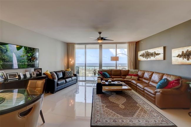 APT-703 - 1 N Ocean Blvd, Condo with 2 bedrooms, 3 bathrooms and null parking in Pompano Beach FL | Image 6