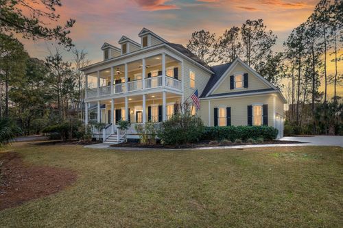 3711 Riverstation Ct, Mount Pleasant, SC, 29466-8318 | Card Image