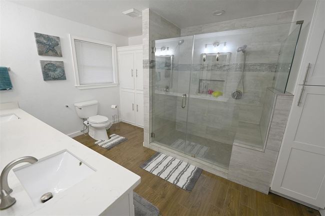 1013 Quail Ln, House other with 3 bedrooms, 2 bathrooms and 3 parking in Eagle Lake TX | Image 28