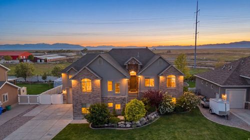 223 Ranch Rd, Farmington, UT, 84025-5031 | Card Image