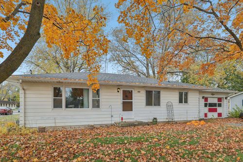 909 Mulberry Street, LAKE MILLS, WI, 53551 | Card Image