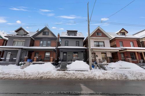 732 Cannon St E, Hamilton, ON, L8L2G9 | Card Image