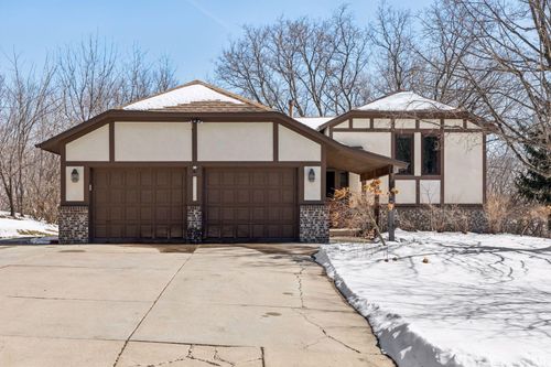 7340 Niagara Ln N, Maple Grove, MN, 55311-2655 | Card Image