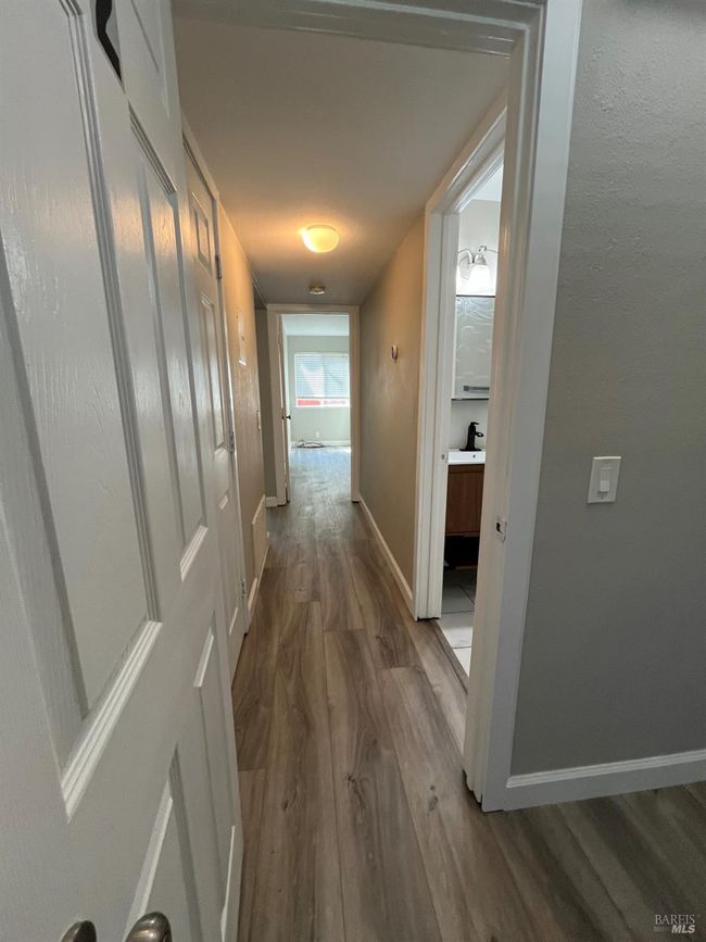 APT-19 - 2525 Walters Way, Condo with 2 bedrooms, 2 bathrooms and 1 parking in Concord CA | Image 18