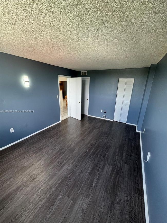 APT-602 - 1251 Ne 108 Th St, Condo with 2 bedrooms, 2 bathrooms and null parking in Miami FL | Image 6
