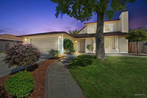 782 Crosswind Dr, Sacramento, CA, 95838-2251 | Card Image