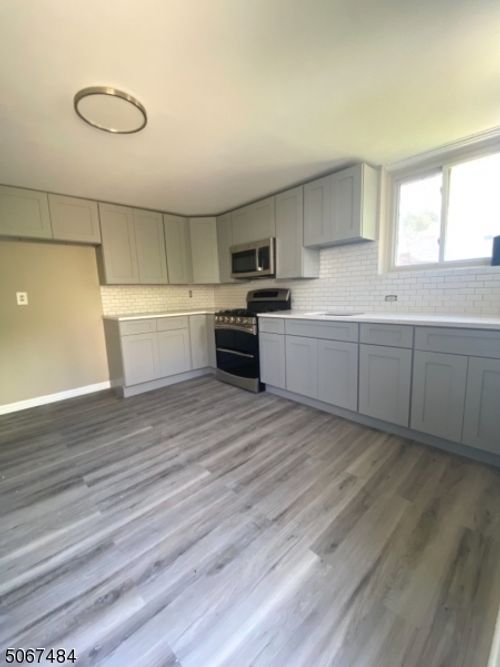 339 N 6th St, Prospect Park, NJ, 07508-2121 | Card Image