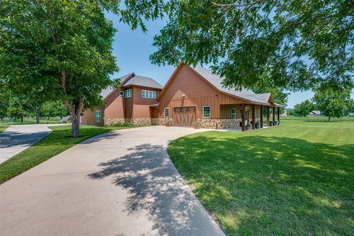 1922 Burkett Ct, Cleburne, TX, 76033-1168 | Card Image