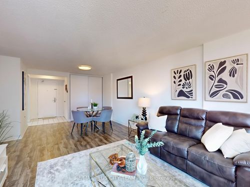 605-25 Fairview Rd W, Mississauga, ON, L5B3Y8 | Card Image