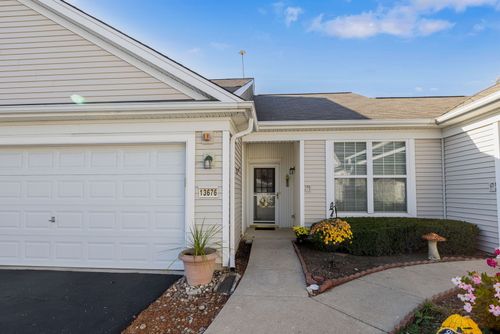 13676 Hemlock Rd, Huntley, IL, 60142-6357 | Card Image