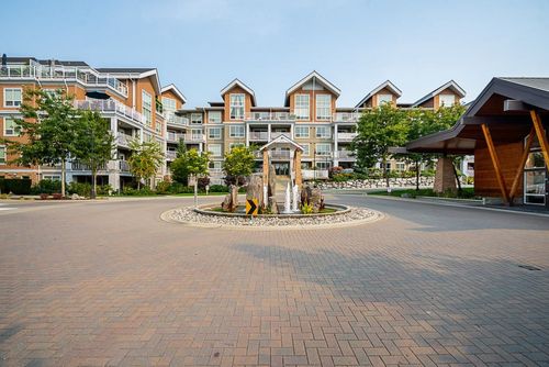 {{alt}} | Card Image