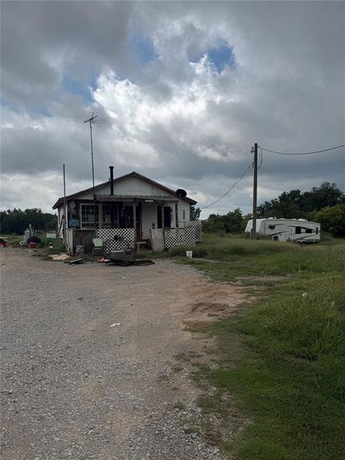 24934 E County Road 1550, Maysville, OK, 73057-9756 | Card Image