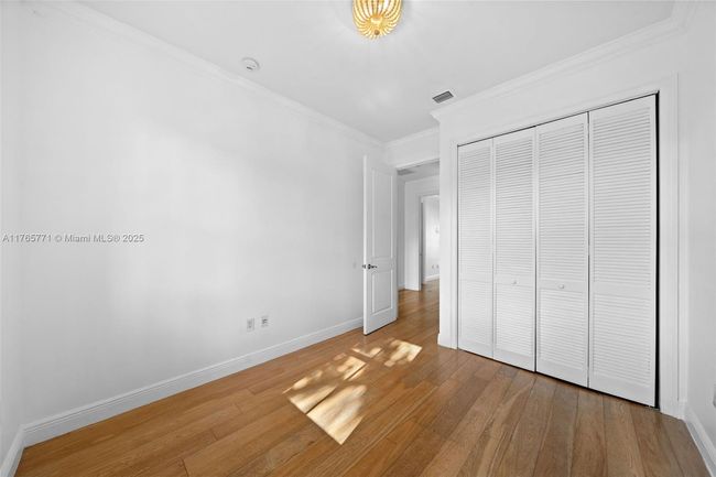 B - 464 Fernwood Rd, Townhouse with 3 bedrooms, 3 bathrooms and null parking in Key Biscayne FL | Image 24