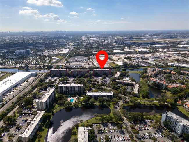 APT-803 - 2206 S Cypress Bend Dr, Condo with 2 bedrooms, 2 bathrooms and null parking in Pompano Beach FL | Image 37