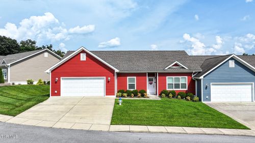 1-236 Radford Dr, Greeneville, TN, 37743-5326 | Card Image