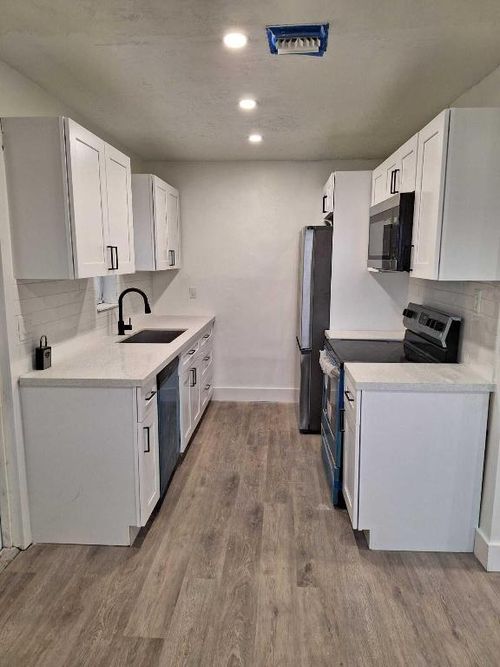 1000 W 1st St, Riviera Beach, FL, 33404-7612 | Card Image