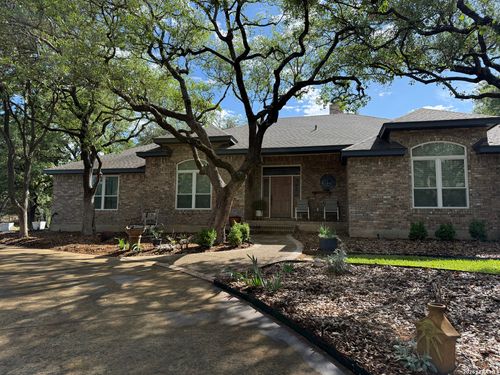 8530 Fairway Green Dr, Fair Oaks Ranch, TX, 78015-4474 | Card Image