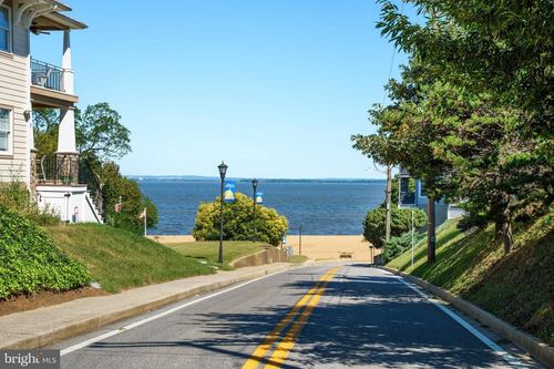 19 1st Ave, BETTERTON, MD, 21610-9704 | Card Image