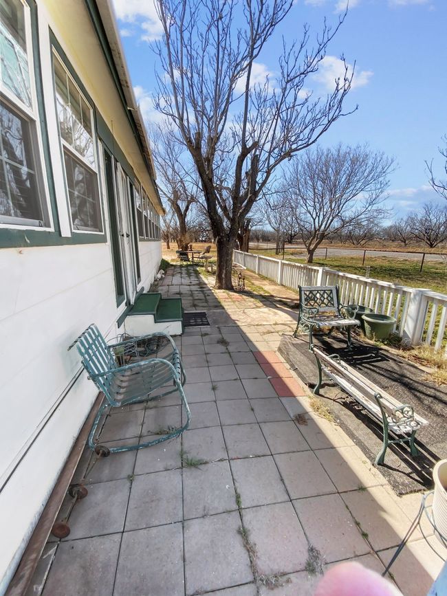 371 Fm 57 S, House other with 3 bedrooms, 2 bathrooms and null parking in Sylvester TX | Image 10