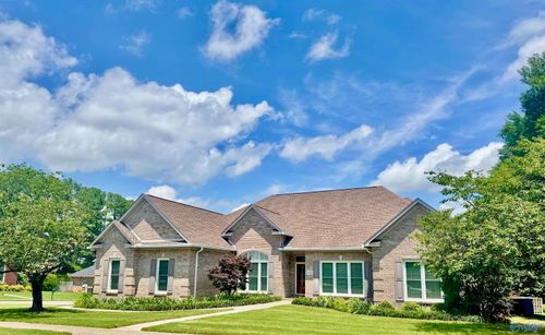 100 Brunell Ct, Madison, AL, 35758-7465 | Card Image