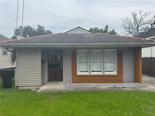 4011 Clematis St, New Orleans, LA, 70122-4805 | Card Image