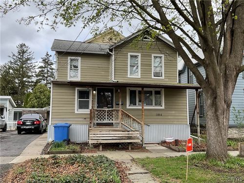 104 Franklin St, Ithaca, NY, 14850-3528 | Card Image