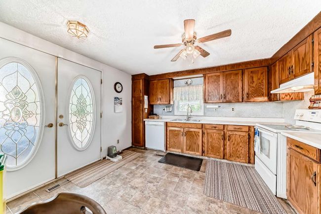 172 Big Hill Cir Se, House other with 3 bedrooms, 3 bathrooms and 2 parking in Airdrie AB | Image 8
