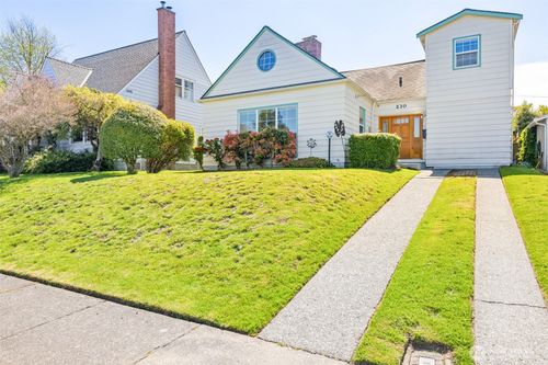 230 W 14th St, Port Angeles, WA, 98362-7724 | Card Image