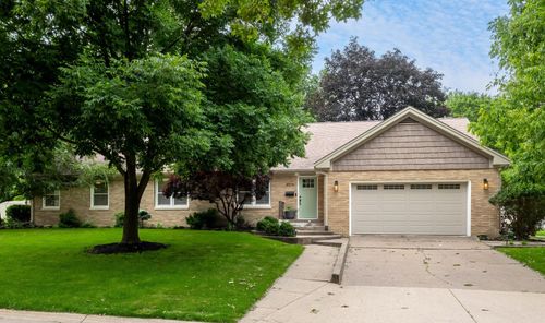 3504 26th Ave, Moline, IL, 61265 | Card Image