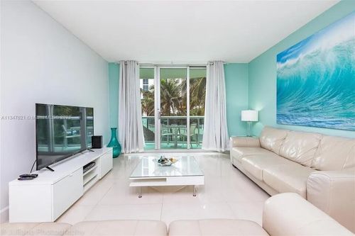 2h-3901 S Ocean Drive, Hollywood, FL, 33019 | Card Image
