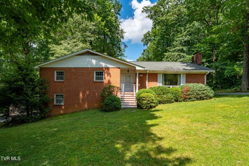 1903 Triangle Rd, Johnson City, TN, 37604-7656 | Card Image