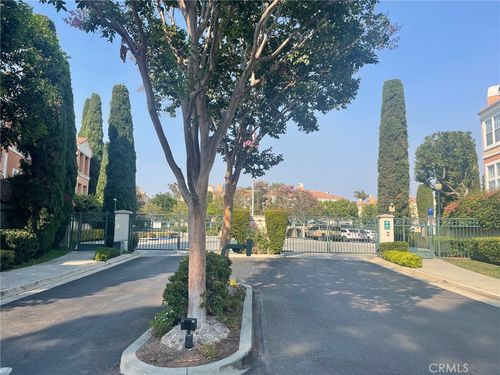 10 Bettoni Aisle, Irvine, CA, 92606 | Card Image
