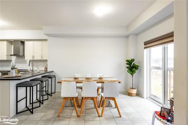 27 Woodstream Dr, House other with 3 bedrooms, 2 bathrooms and 4 parking in Huntsville ON | Image 7