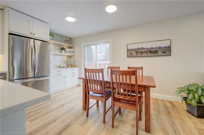 1264 King St N, House other with 5 bedrooms, 2 bathrooms and 5 parking in Saint Jacobs ON | Image 12